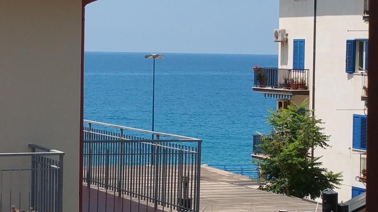 Bed and Breakfast A Due Passi Dal Mare Acquappesa Exterior foto