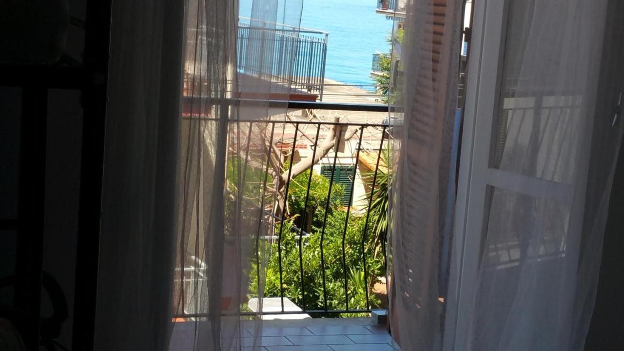 Bed and Breakfast A Due Passi Dal Mare Acquappesa Exterior foto