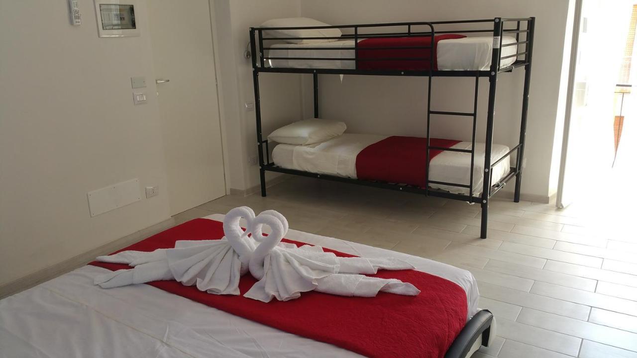 Bed and Breakfast A Due Passi Dal Mare Acquappesa Exterior foto