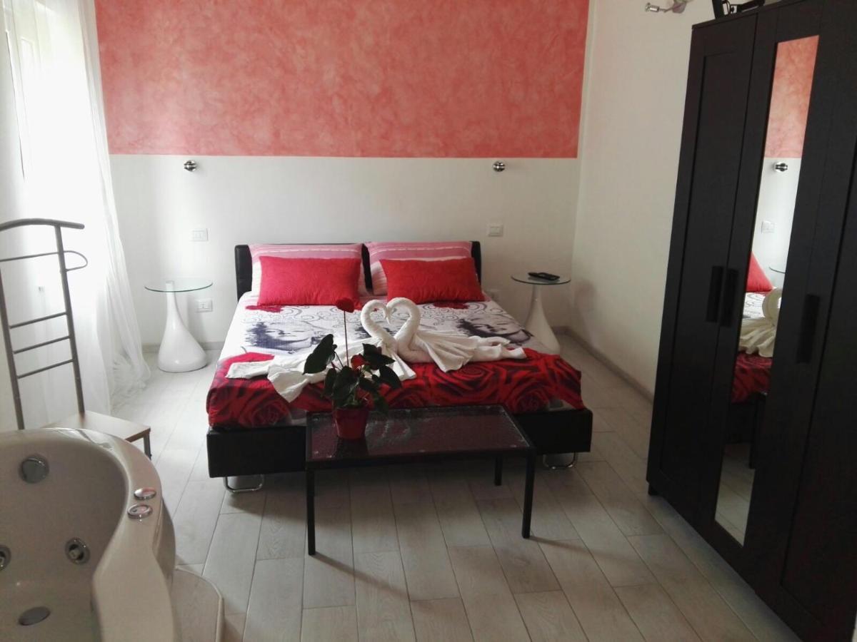 Bed and Breakfast A Due Passi Dal Mare Acquappesa Exterior foto